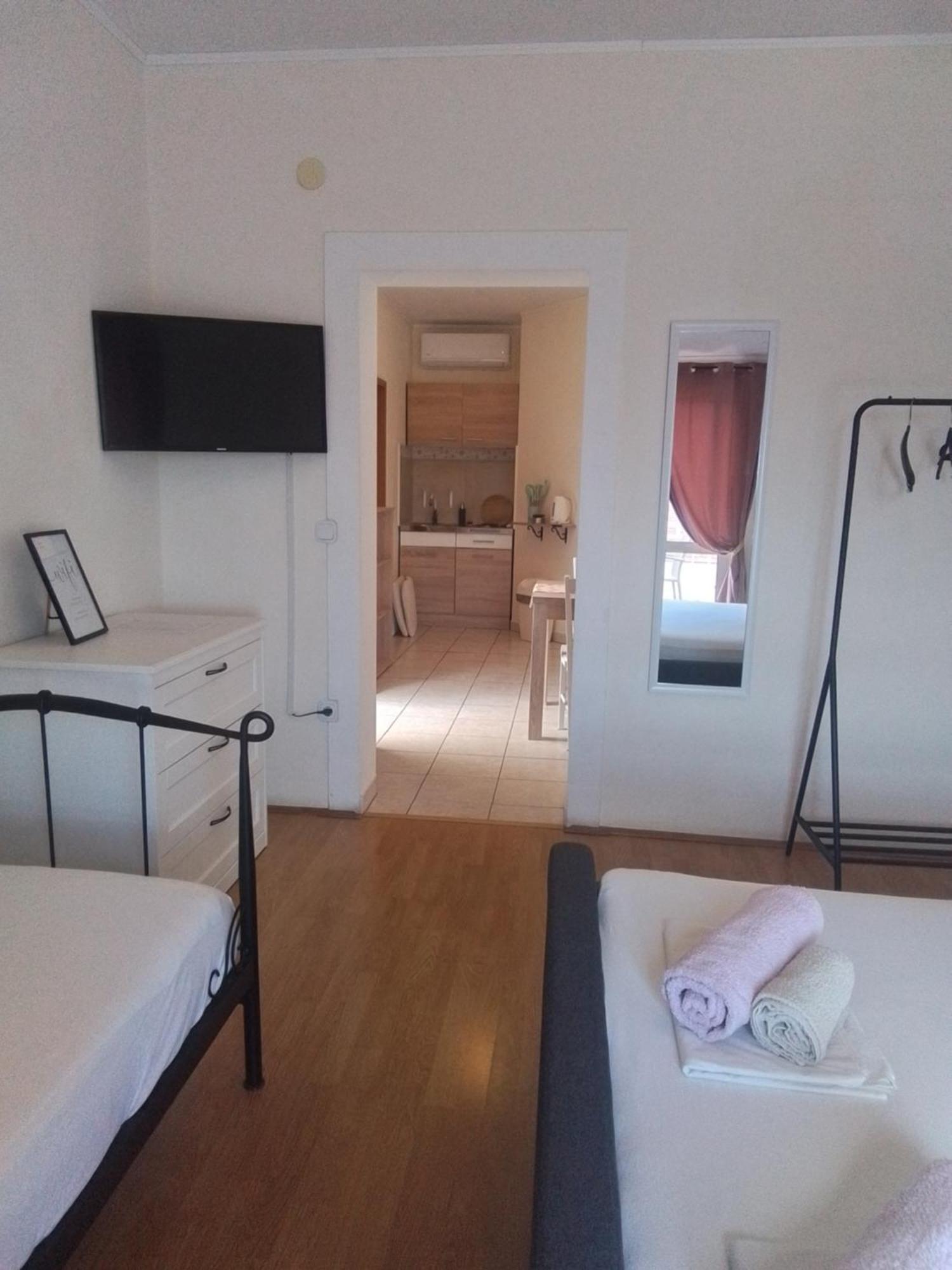 Apartmani Fani 2 Min Walking From Sea Orebic Luaran gambar