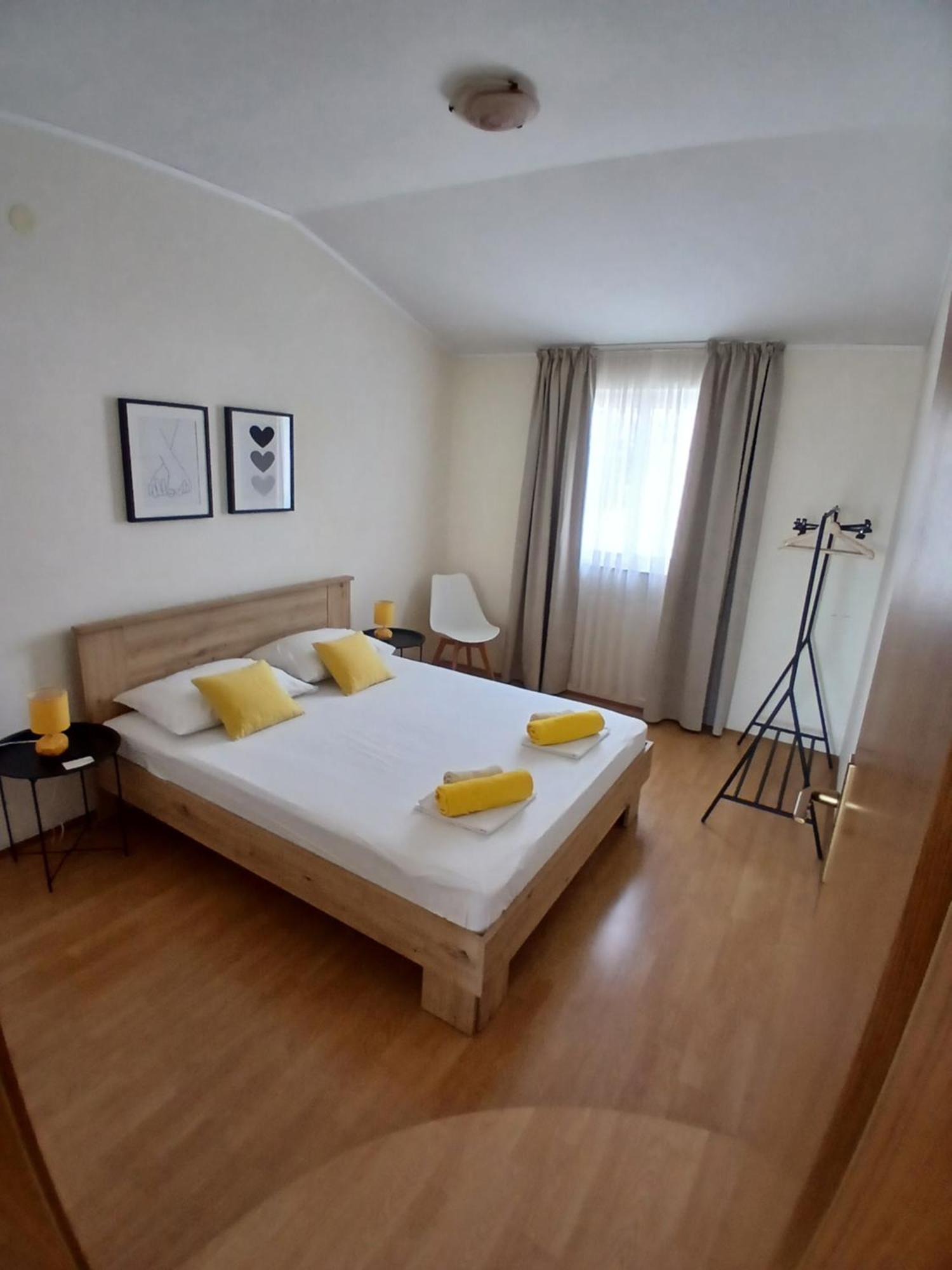Apartmani Fani 2 Min Walking From Sea Orebic Luaran gambar