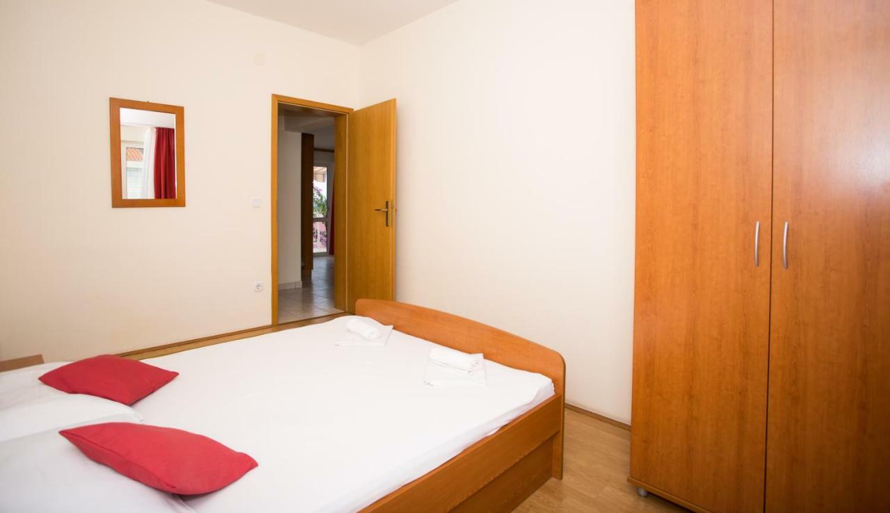 Apartmani Fani 2 Min Walking From Sea Orebic Luaran gambar